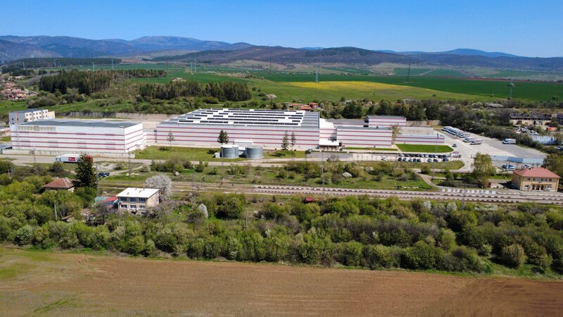 Bulgaria, Sofia, satul Stolnik, comuna Elin Pelin, vanzare baza logistica